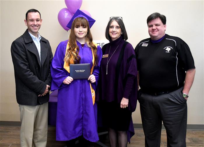 Granbury High School Holds Ceremonial Graduation For Student With Terminally Ill Mother